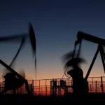 Petróleo em alta: incertezas sobre a navegabilidade em Ormuz impactam mercado