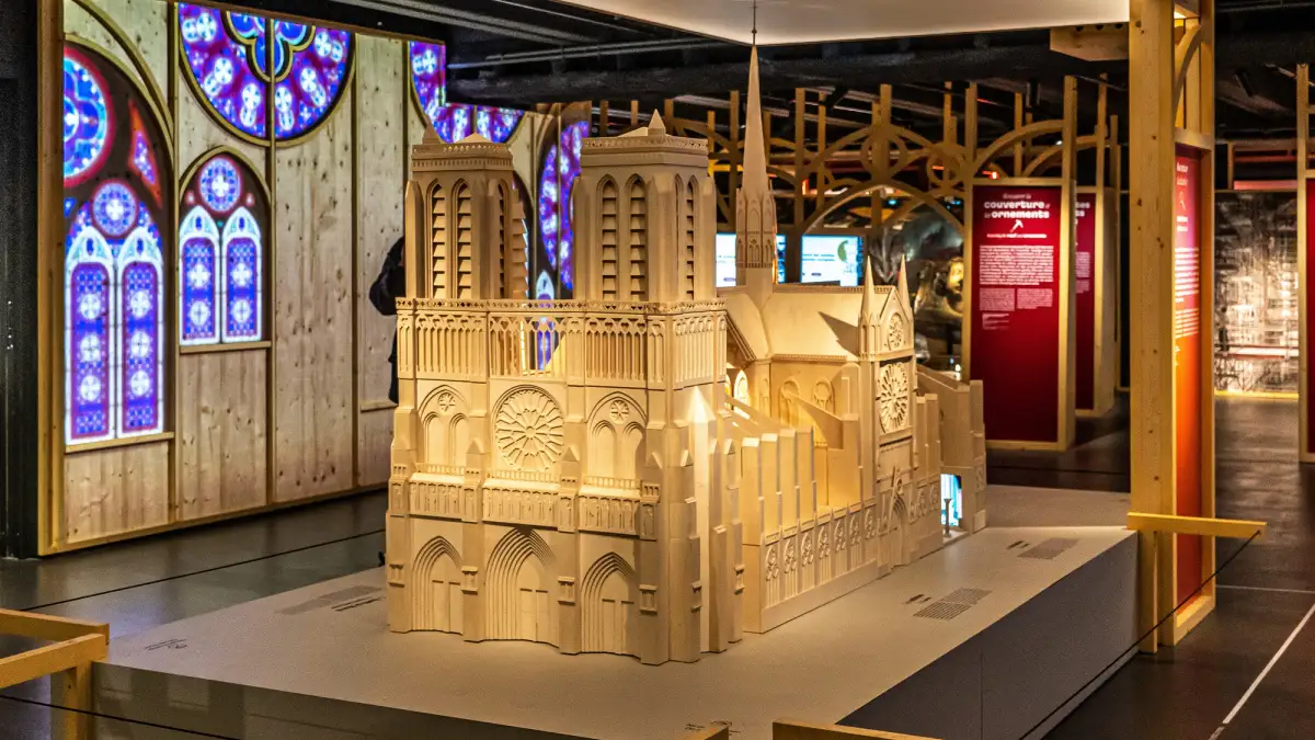 Exposição Notre-Dame de Paris –Mostra com realidade virtual reconta história da famosa catedral francesa