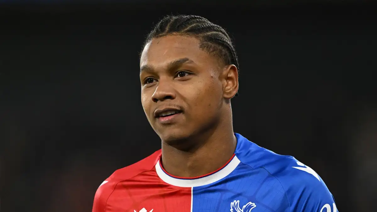 Salário alto e pouca produção: situação de França no Vasco