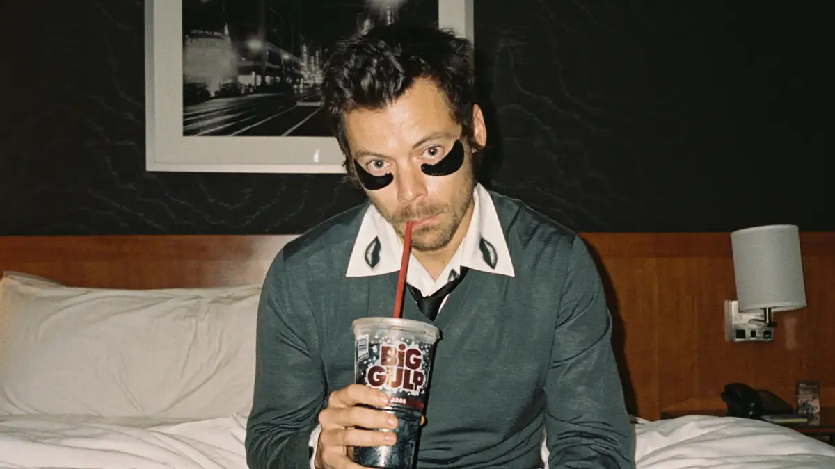 Harry Styles lança novo álbum “Kiss All The Time. Disco, Occasionally.”