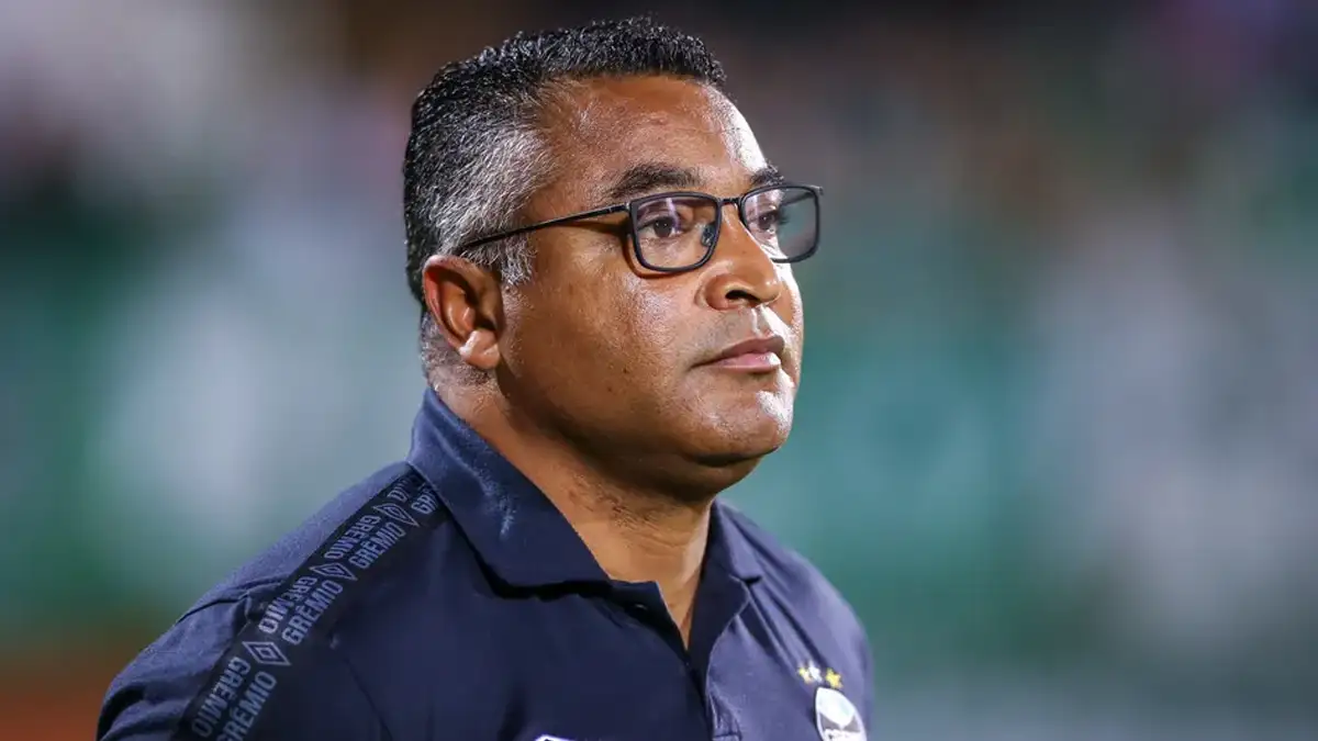 Técnico Roger Machado deve assumir o Tricolor com contrato até o fim de 2026