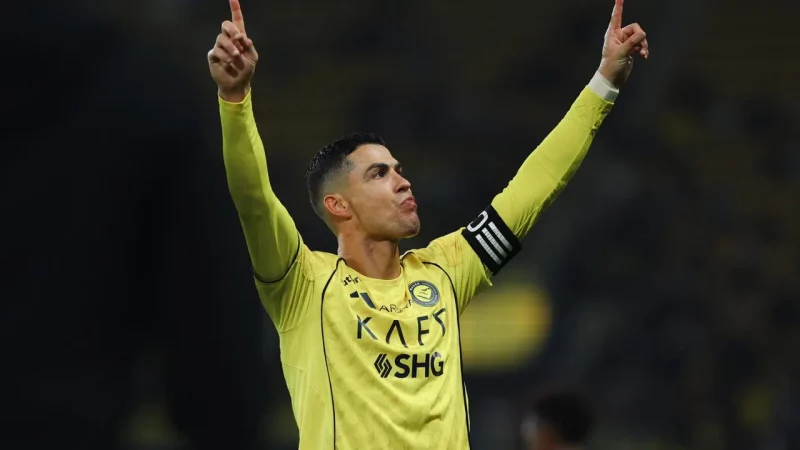 Cristiano Ronaldo está de volta: Al-Nassr enfrenta Al-Najma nos gramados!