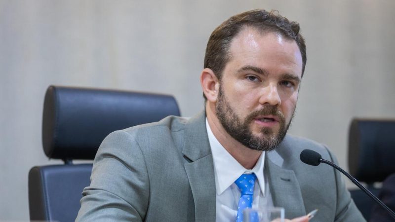 Fazenda pode eliminar declaração do Imposto de Renda, confirma Dario Durigan