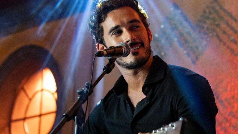 Filipe Bragança revela romance com colega de Coração Acelerado: Confira!