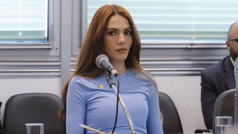 Sarah Poncio: A deputada do RJ que deve R$ 1,7 bi em impostos à União